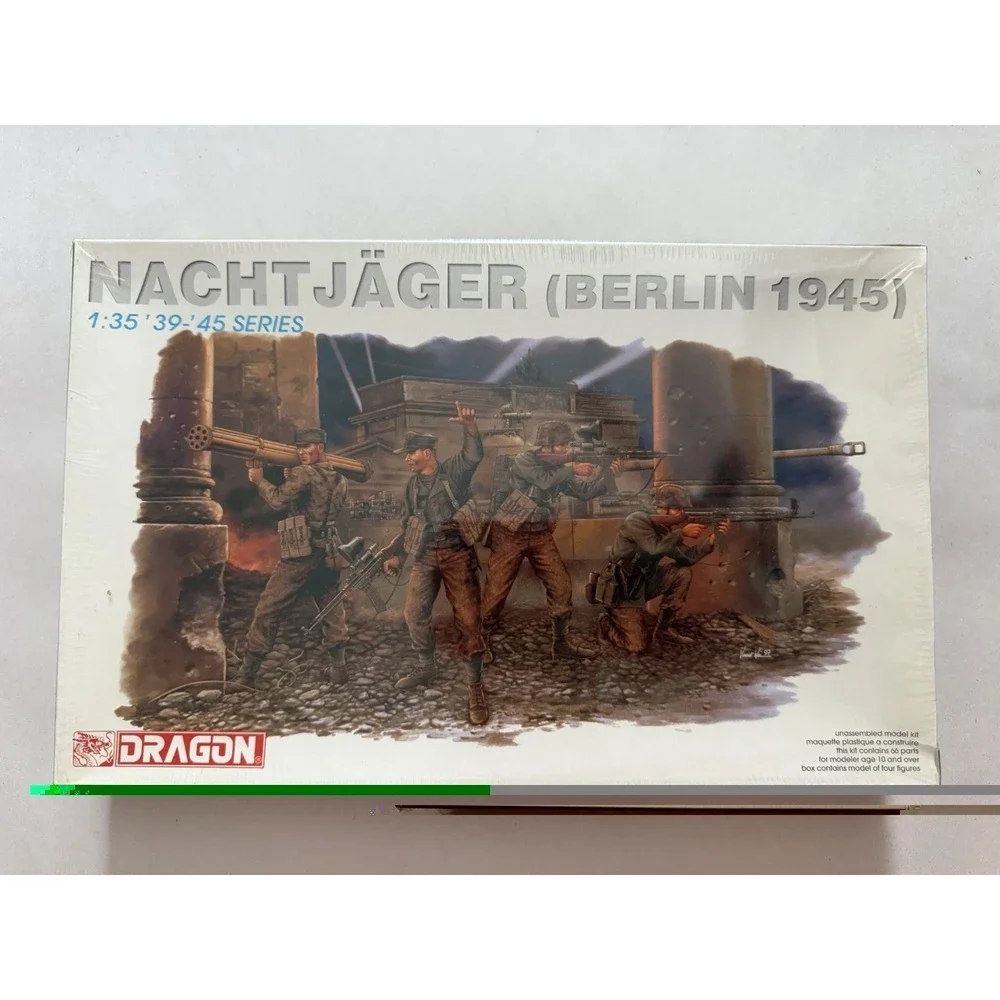 Dragon 6089 Nachtjäger Berlin 1945 1:35 Scale '39-'45 Series Model Kit